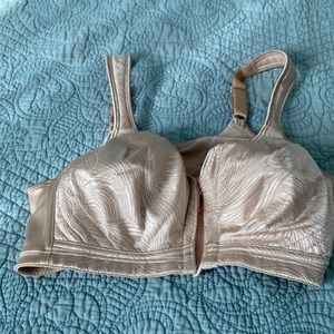 Playtex 18 hour Posture Boost Bra Size 36C